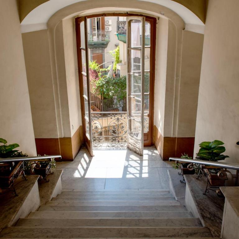 Naples Plaza Duomo - Camera Tripla Luxury - 15