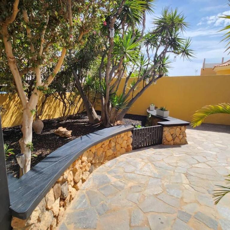 Aurora Mari Villa Your Dream Steps from the Ocean Shore - Three-Bedroom Villa - 22