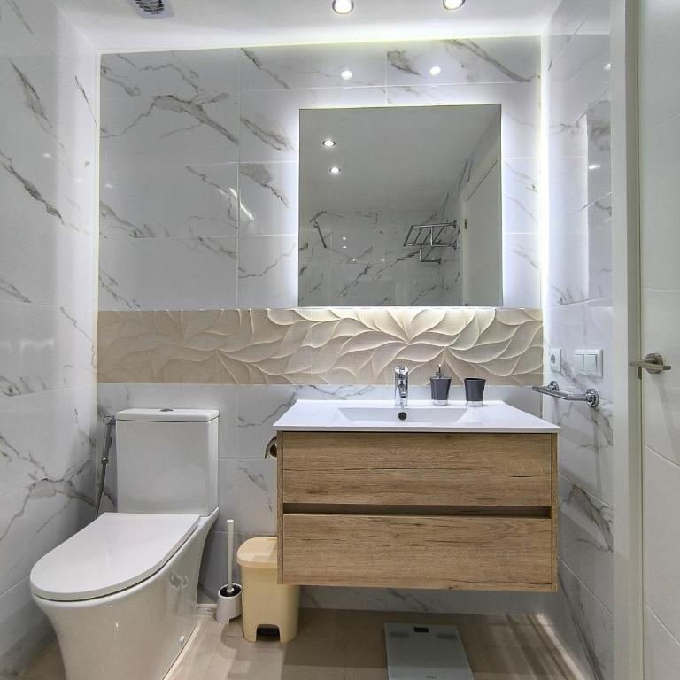 LAVA & OCEAN - Icod de los Vinos - AC, 3 bedrooms, 2 bathrooms, ocean and Teide view - Three-Bedroom Apartment - 28