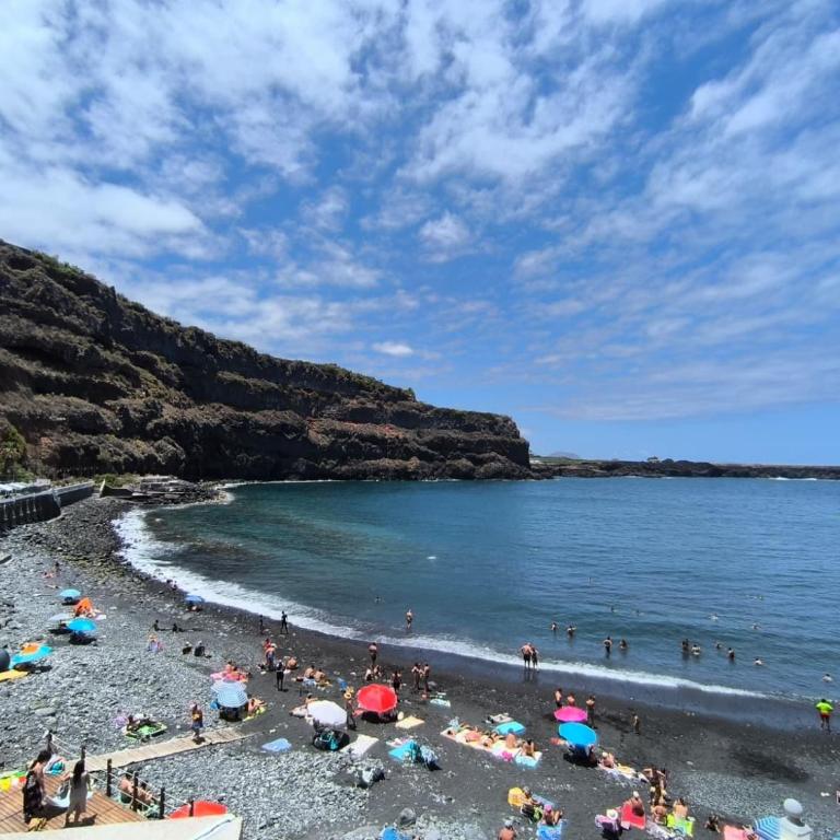 LAVA & OCEAN - Icod de los Vinos - AC, 3 bedrooms, 2 bathrooms, ocean and Teide view - Three-Bedroom Apartment - 5