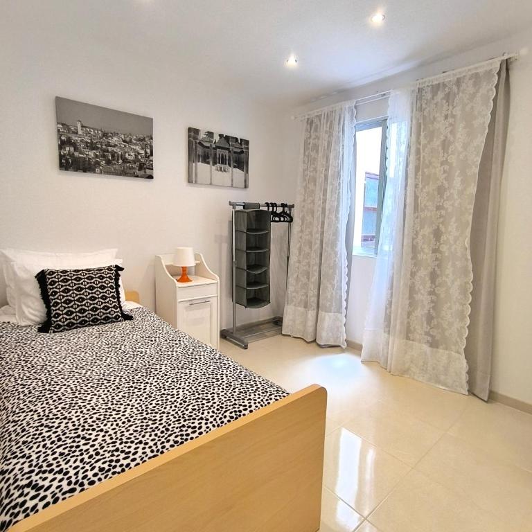 LAVA & OCEAN - Icod de los Vinos - AC, 3 bedrooms, 2 bathrooms, ocean and Teide view - Three-Bedroom Apartment - 19