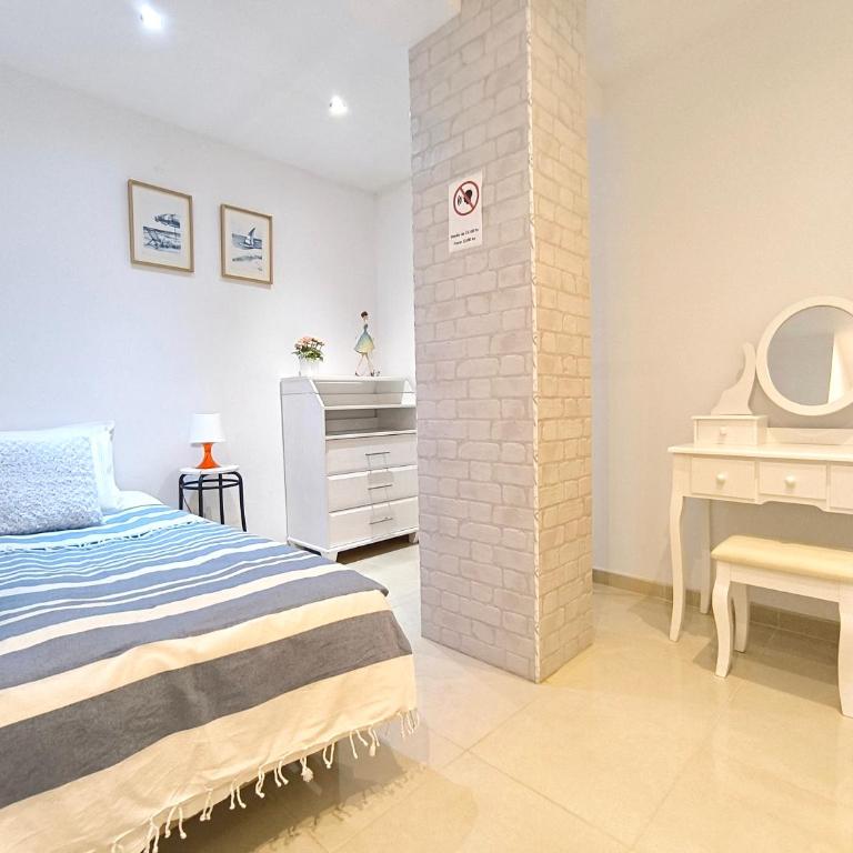 LAVA & OCEAN - Icod de los Vinos - AC, 3 bedrooms, 2 bathrooms, ocean and Teide view - Three-Bedroom Apartment - 23