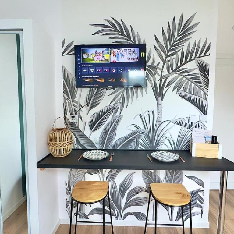 HappyNest Studio - 5 min City Center Station - WiFi - Appartement 1 Chambre - 11