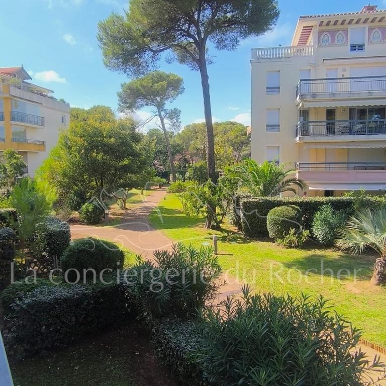 Appartement 2 personnes mer à pied au Grand Parc St Aygulf - Appartement 1 Chambre - Côté Mer - 15