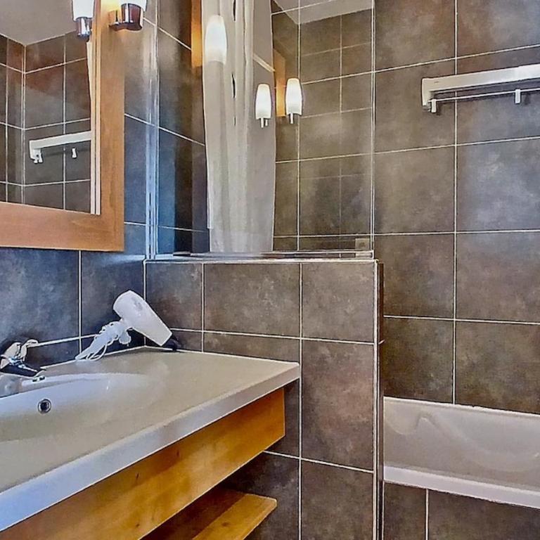 1404 T2 Aconit Les Menuires - Appartement 1 Chambre avec Balcon - 27