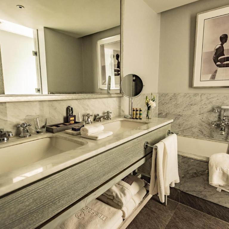 The Singular Santiago - Habitación Doble Deluxe con balcón - 1
