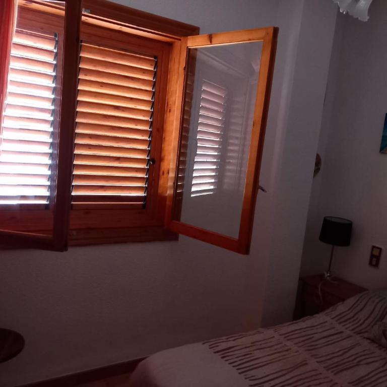 Apartamento Santa Pola, en Playa del Tamarit con piscina. - Apartamento de 2 dormitorios - 9