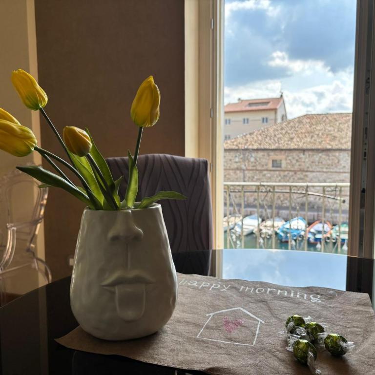 Oreste Suite - Junior Suite Deluxe con Balcone e Vista Lago - 9