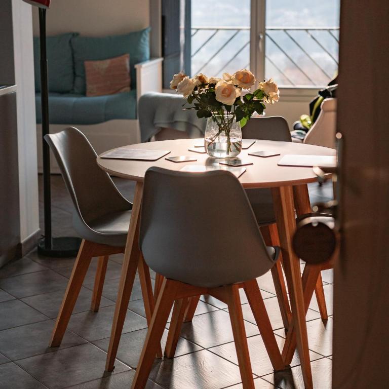 "La Combe Fleurie" Appartements & Chambres - Appartement 1 Chambre Deluxe - 5