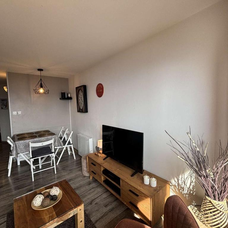 Appartement cosy pour 4 pers. avec balcon, parking et accès facile aux pistes - Alpe d'Huez - Appartement 1 Chambre - 6