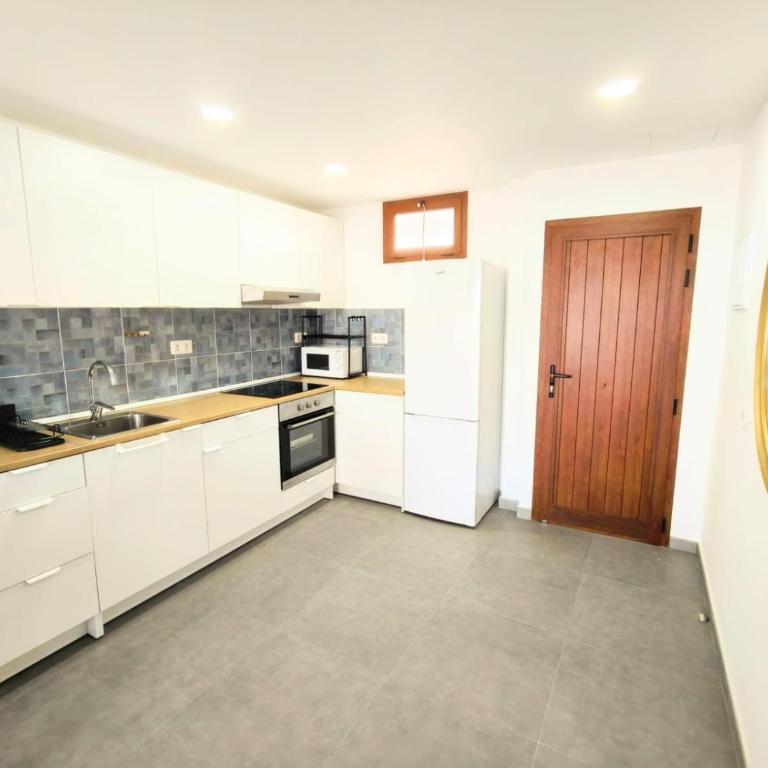 Acogedor Octavo Hábitat by CASAS COCODRILO - Three-Bedroom Apartment - 2