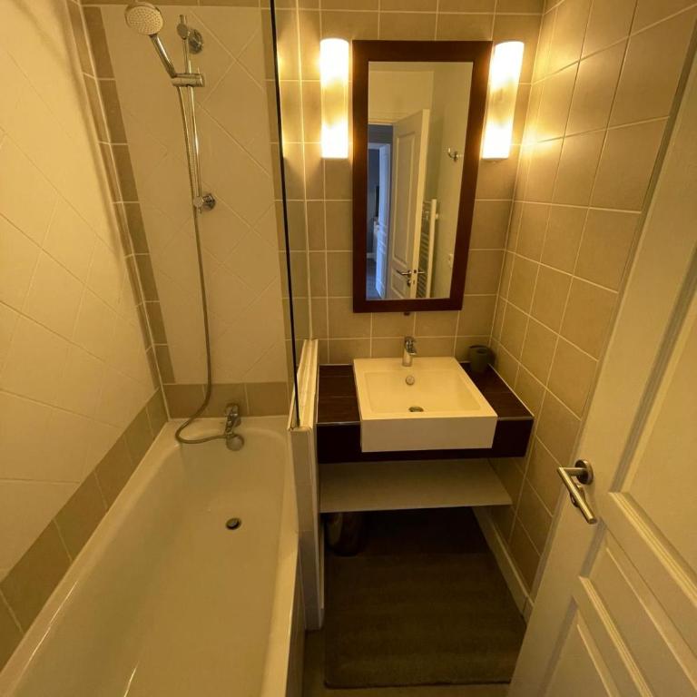 Appt 2 pièces 5 pers avec piscine tennis parking gratuit 156 - Apartment - 21