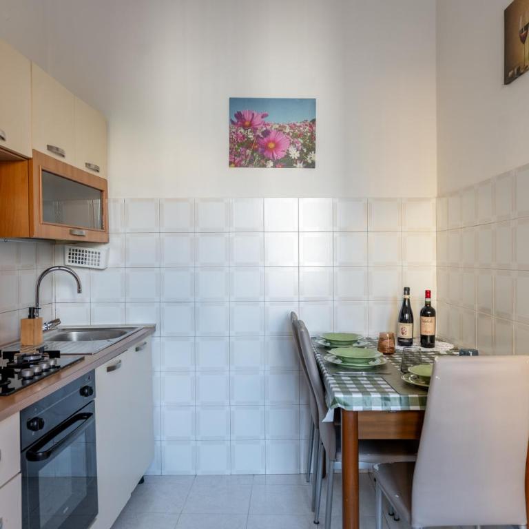 Ludovico12 - One-Bedroom Apartment - 6