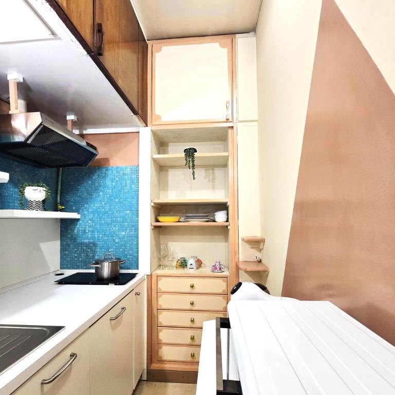YR Apartments Loreto - Walk to Metro & Shops - Appartamento con 1 Camera da Letto - 12