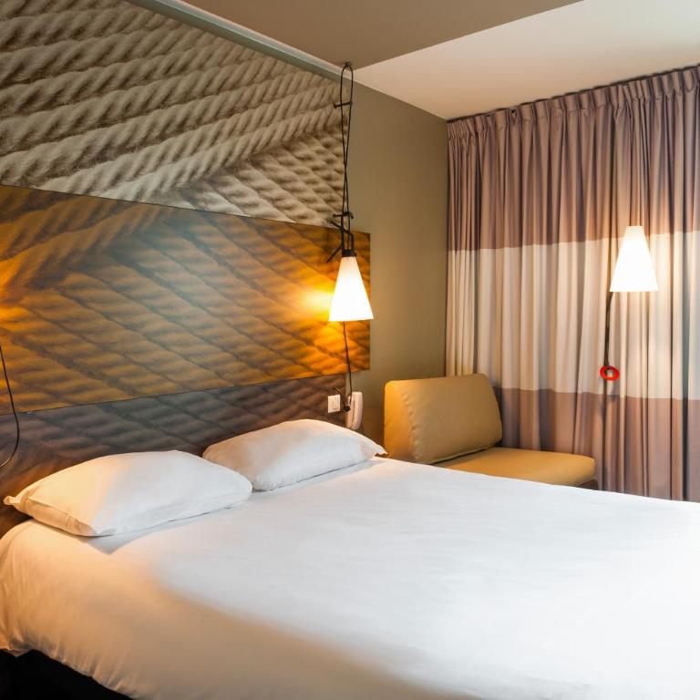 ibis Paris Saint-Denis Stade Sud - Camera Standard con 1 Letto Matrimoniale e 1 Letto Singolo - 8