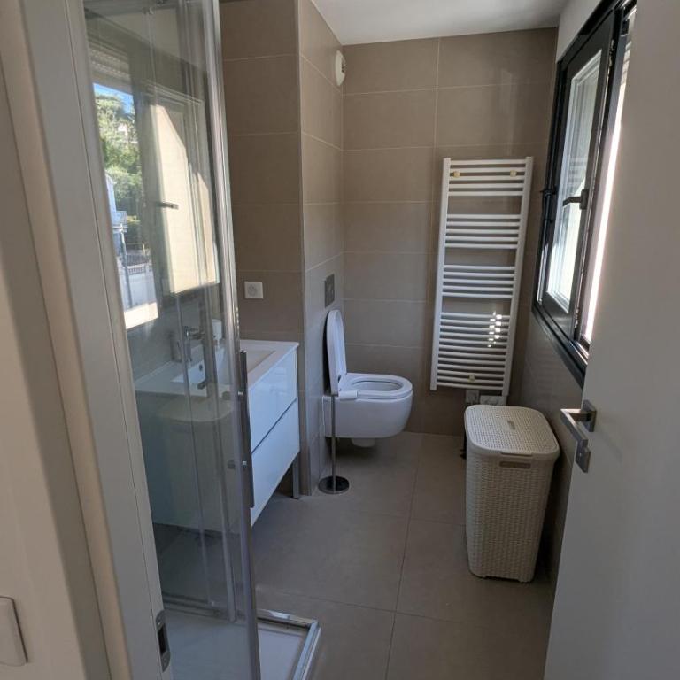 Les Volets Bleus - Appartement 2 Chambres - 19
