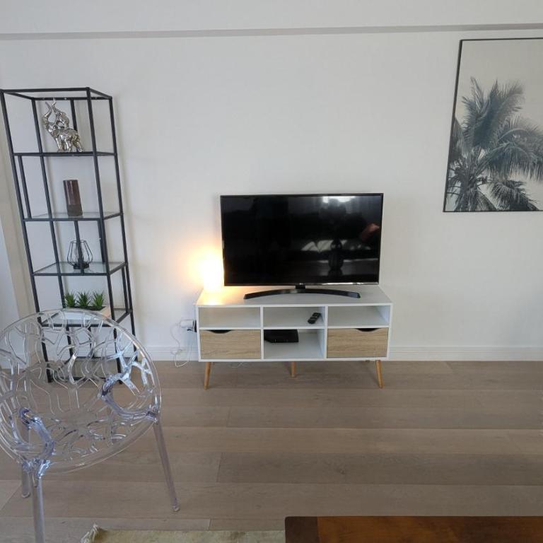 Les Volets Bleus - Appartement 2 Chambres - 9