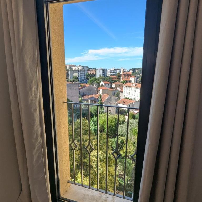 Les Volets Bleus - Appartement 2 Chambres - 11