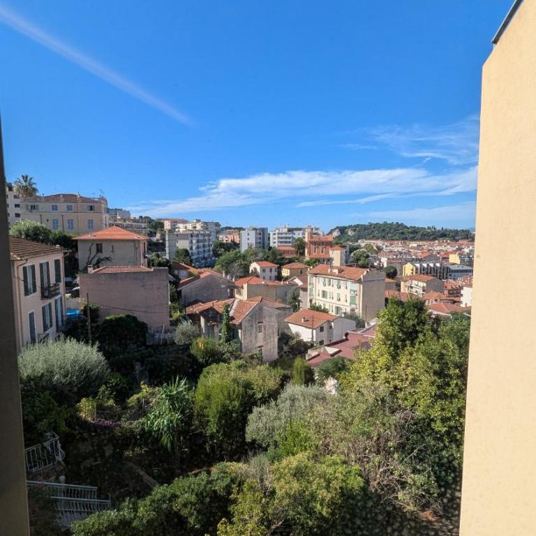 Les Volets Bleus - Appartement 2 Chambres - 23