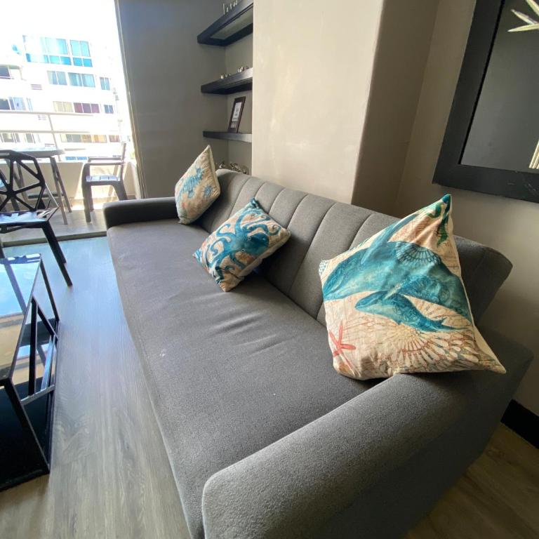 Apto Torre Centauro, El Laguito - Three-Bedroom Apartment - 9