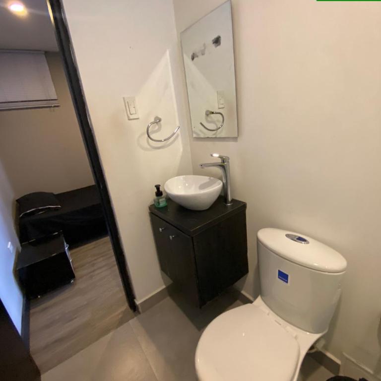 Apto Torre Centauro, El Laguito - Three-Bedroom Apartment - 12