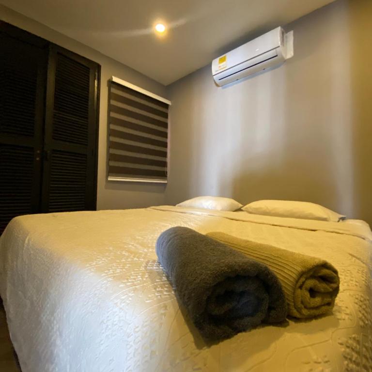 Apto Torre Centauro, El Laguito - Three-Bedroom Apartment - 21