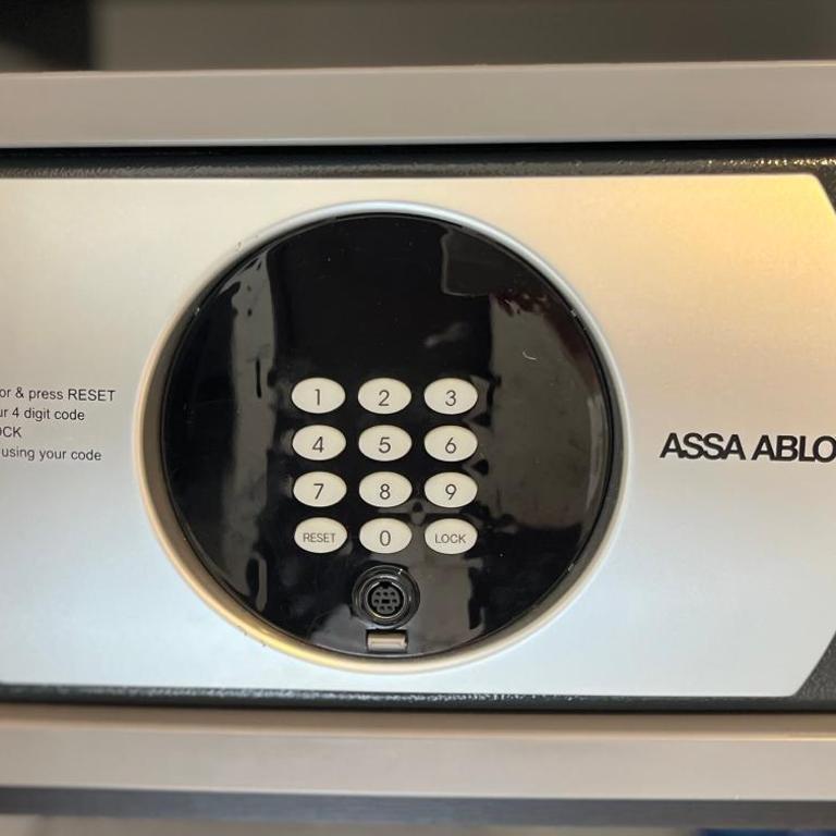 Hotel Rioverde cerca al aeropuerto - Habitación con cama extragrande. - 13