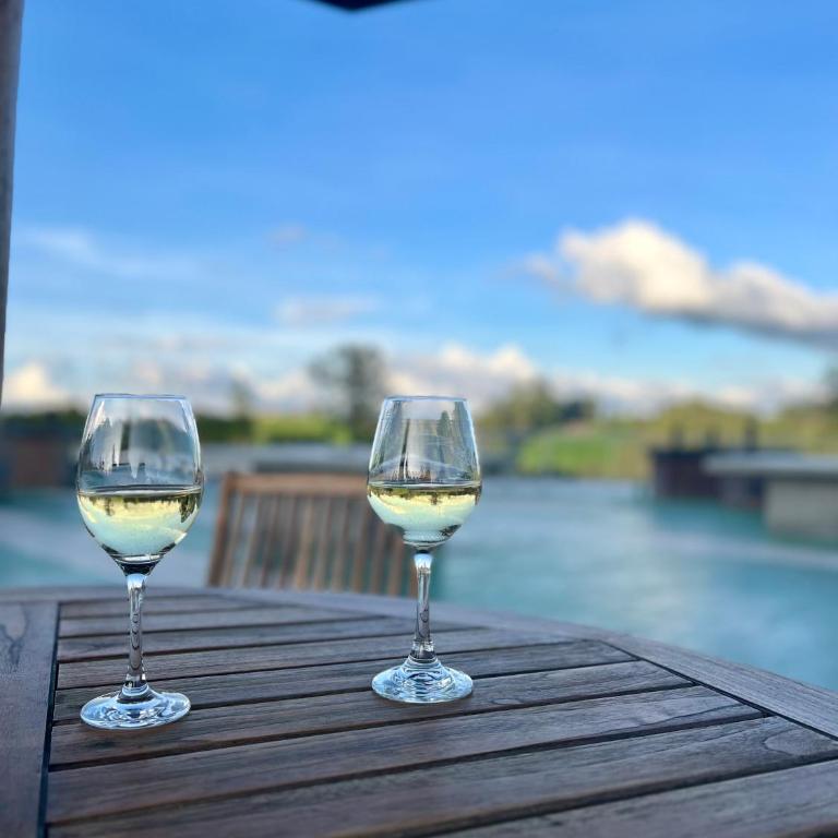 Hotel Rioverde cerca al aeropuerto - Habitación con cama extragrande. - 17