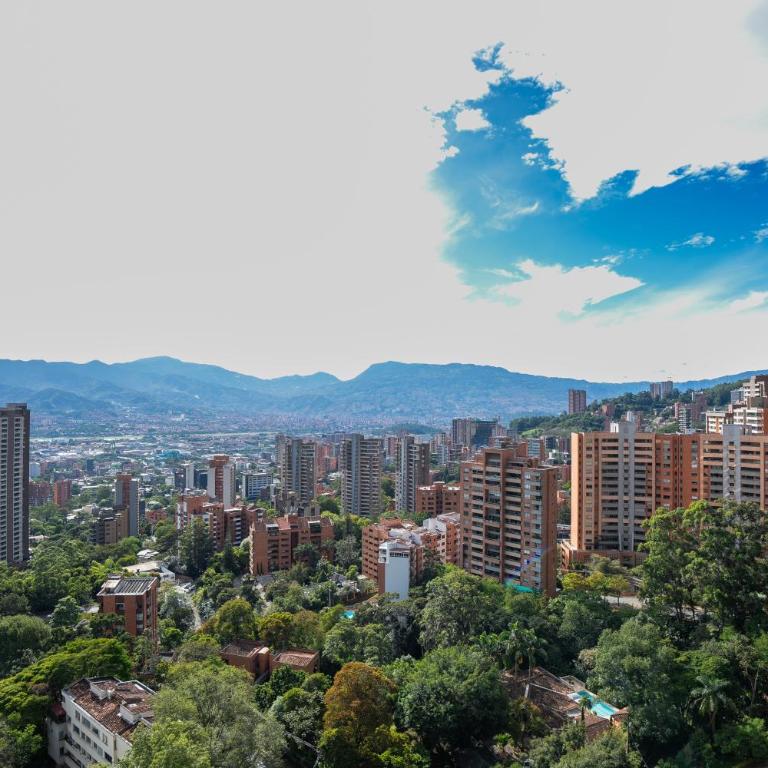 Cozy apt in Poblado The best area Great view - One-Bedroom Apartment - 22