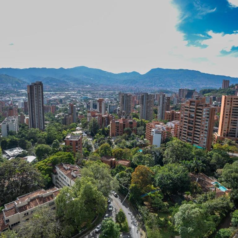 Cozy apt in Poblado The best area Great view - One-Bedroom Apartment - 23