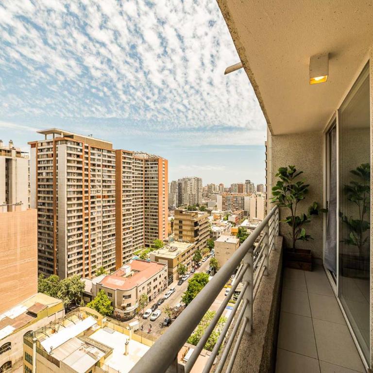 Urban Refuge San Isidro Ideal for Families - Apartment - 3