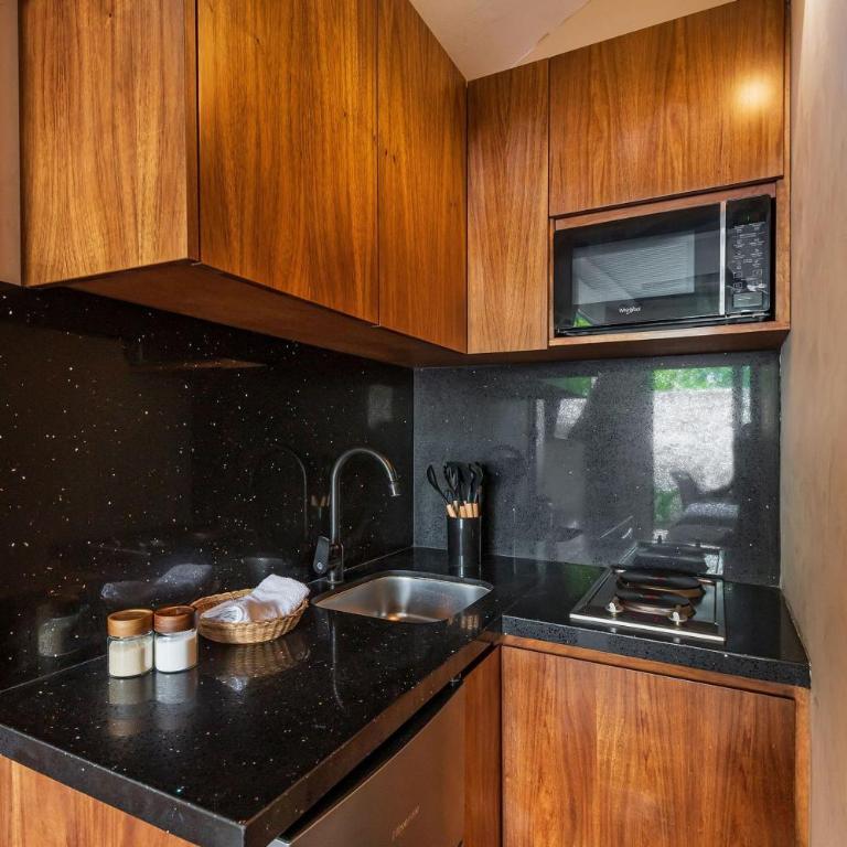 | Suite Boutique P/2 • Swim Up·Patio & Kitchenette - Apartamento Suite - 5