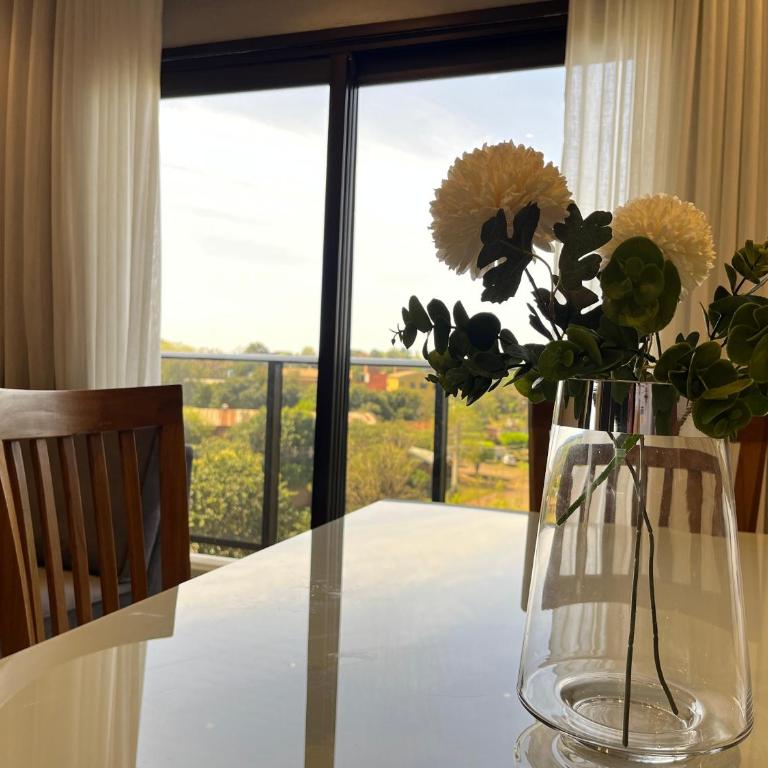 Tu refugio con estilo y vistas - Two-Bedroom Apartment - 5