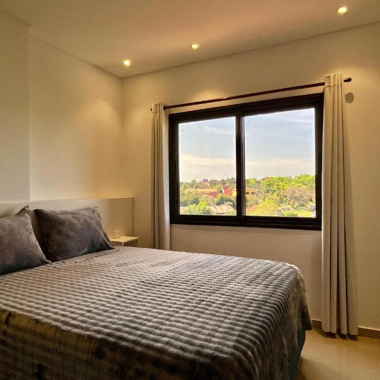Tu refugio con estilo y vistas - Two-Bedroom Apartment - 14