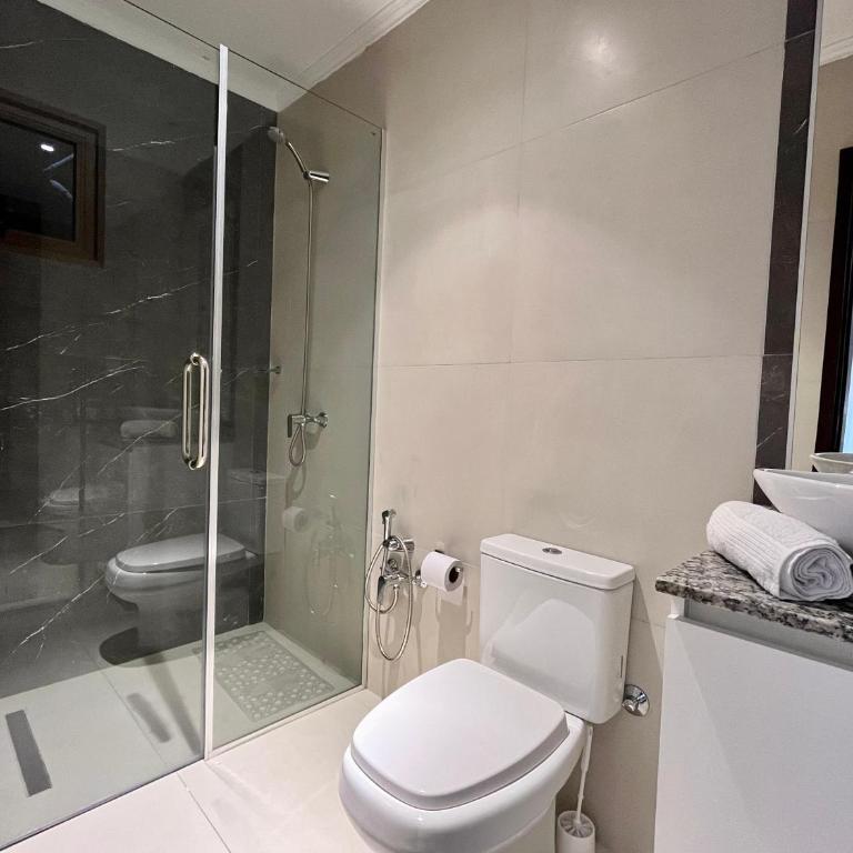 Tu refugio con estilo y vistas - Two-Bedroom Apartment - 21