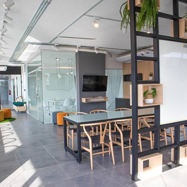 Beautiful Dpto in the heart of Equipetrol with Rooftop - One-Bedroom Apartment - 31