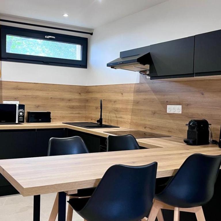 Logement neuf au centre de Martigues avec parking - Apartment - 4