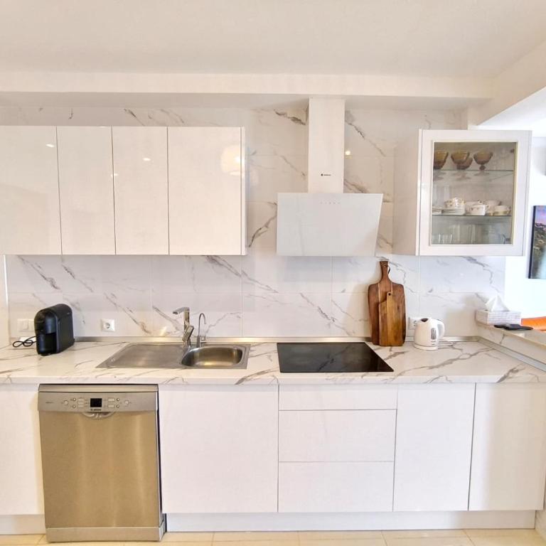 LAVA & OCEAN - Icod de los Vinos - AC, 3 bedrooms, 2 bathrooms, ocean and Teide view - Three-Bedroom Apartment - 12