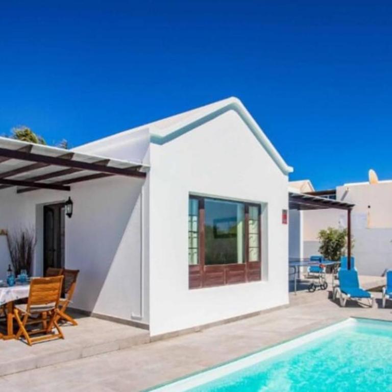 El Mirador - Three-Bedroom Villa - 1