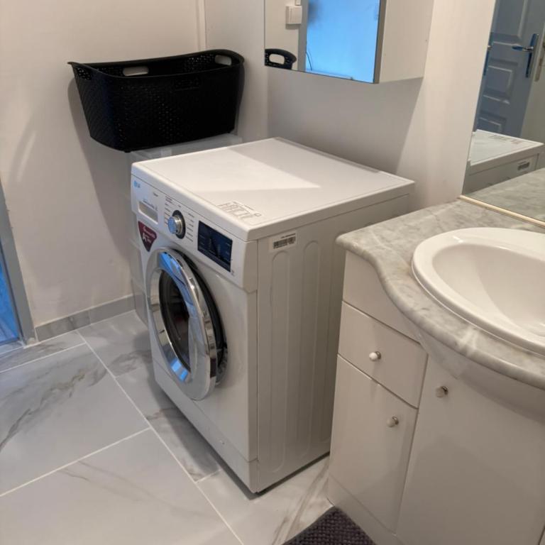T2 4 couchages 15 minutes de valras plage 5 minutes du centre beziers - Appartement 1 Chambre - 10