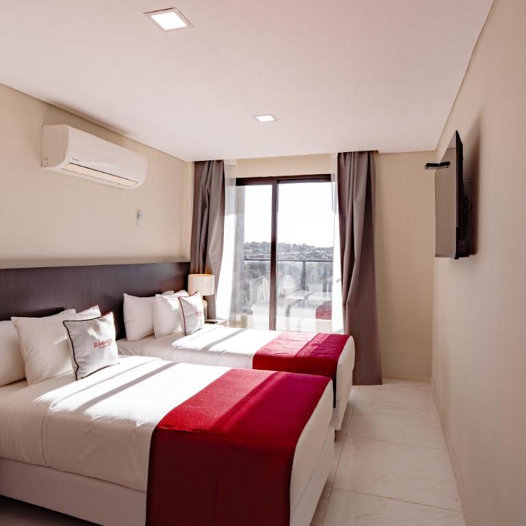 Ramada Suites by Wyndham Asuncion Aeropuerto - Three-Bedroom Apartment with One King Bed and Four Single Beds - Non-Smoking - 3