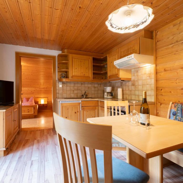 Haus Hubertus - Apartment mit Balkon - 4