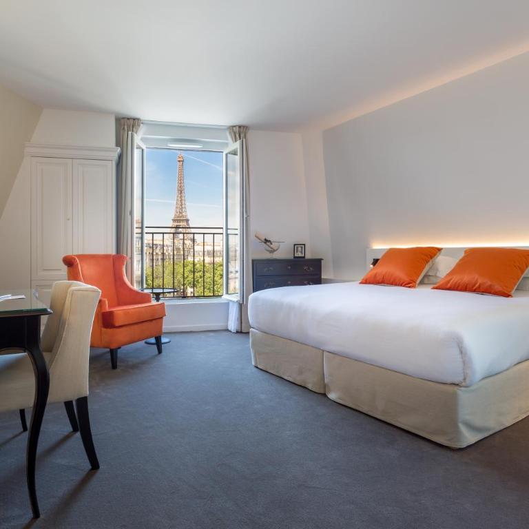 Hôtel La Comtesse - Suite Junior Royale – Vue Frontale sur Tour Eiffel - 2