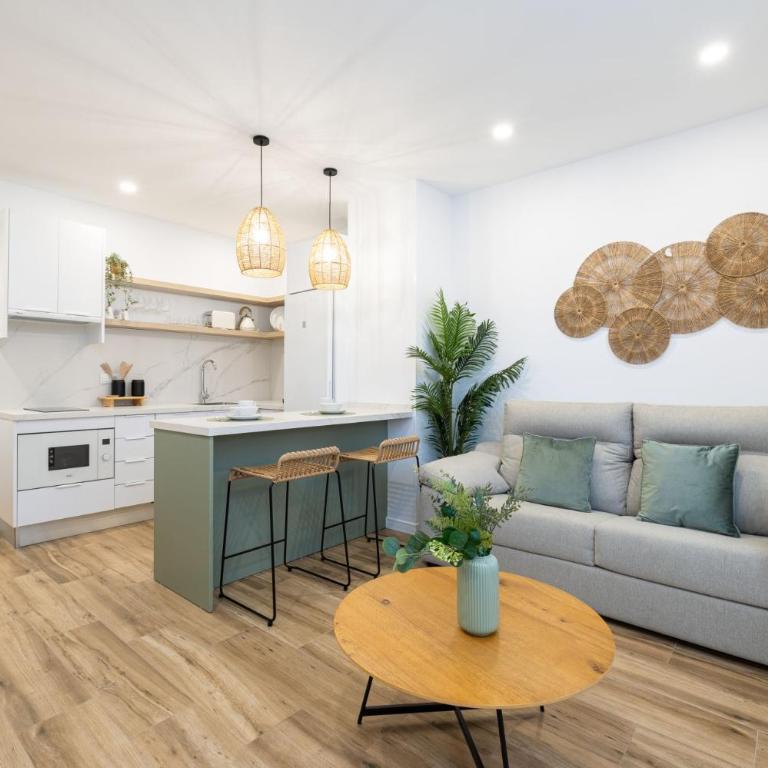 Bright renovated -Terrace -1Bedroom 1Bath - Apartamento - 1