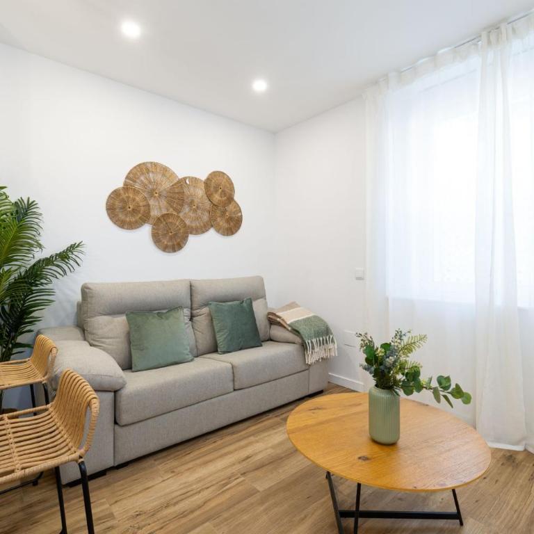 Bright renovated -Terrace -1Bedroom 1Bath - Apartamento - 3