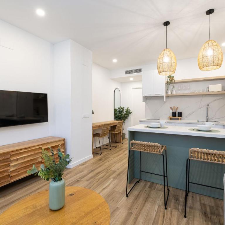 Bright renovated -Terrace -1Bedroom 1Bath - Apartamento - 5