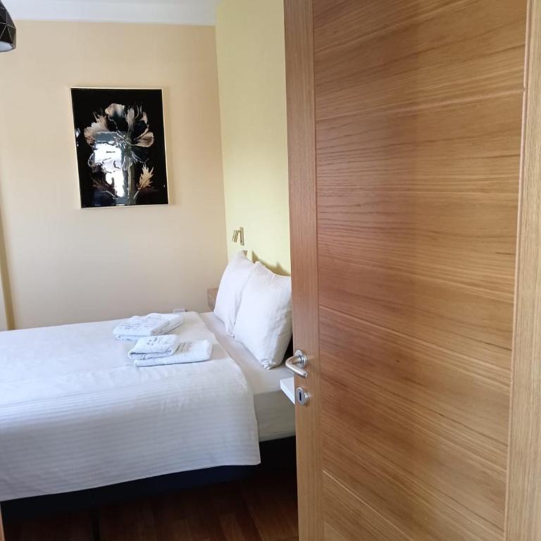 Apartmani Pezerović - Deluxe Apartment - 10