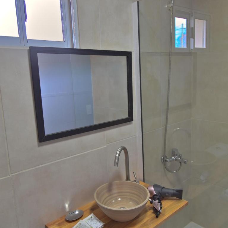 Aparts Cerro comision - Amplios, con vista a los Cerros y Lago Argentino - Zona tranquila cerca del Centro - Apartamento de 3 dormitorios con vistas al lago - 22