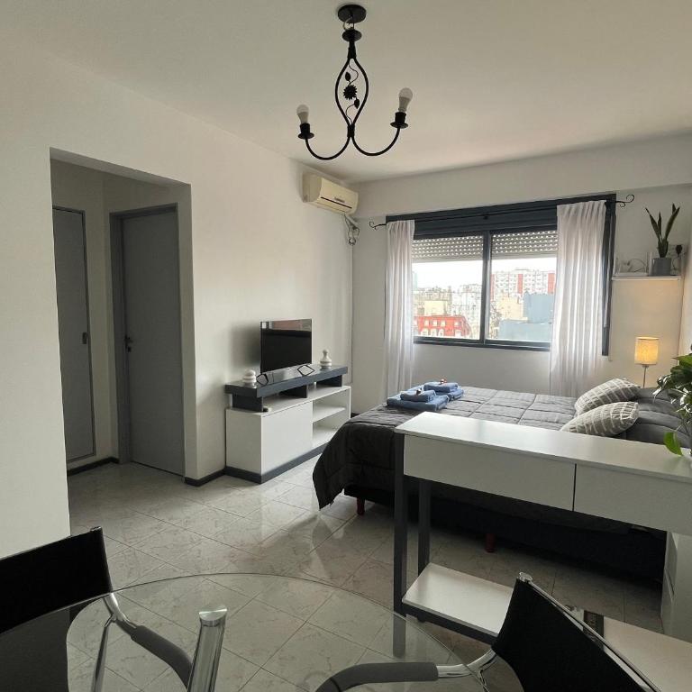 Monoambiente, Céntrico, muy Luminoso - Apartamento de 1 dormitorio - 3