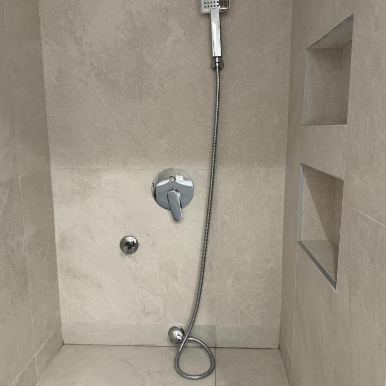 Apartment 528 - One-Bedroom Premium Apartment - 9